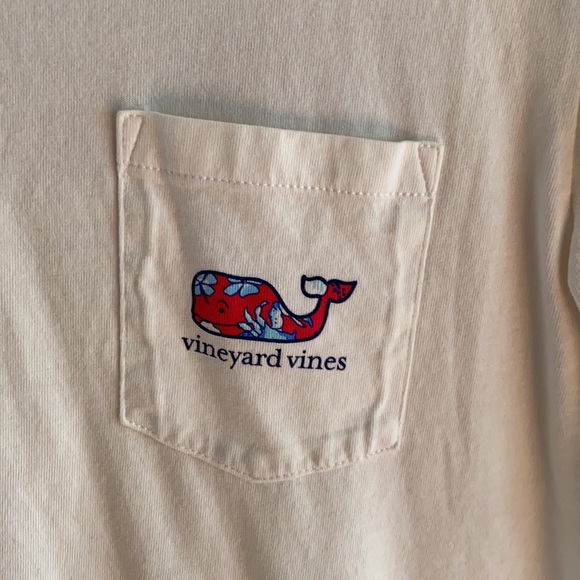 Boys large Vineyard Vines Short sleeve T shirt. - Picture 2 of 4